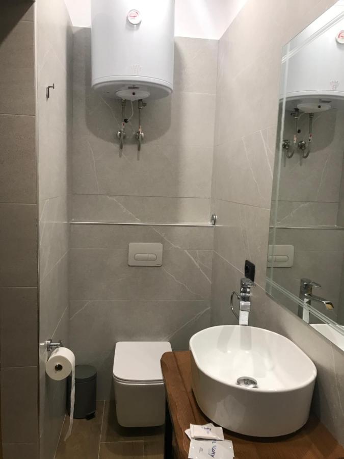 Vlorë Foleza - Bed And Breakfast מראה חיצוני תמונה