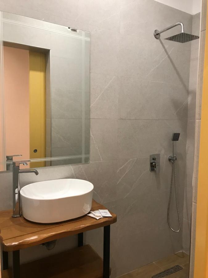 Vlorë Foleza - Bed And Breakfast מראה חיצוני תמונה
