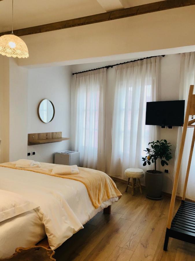 Vlorë Foleza - Bed And Breakfast מראה חיצוני תמונה